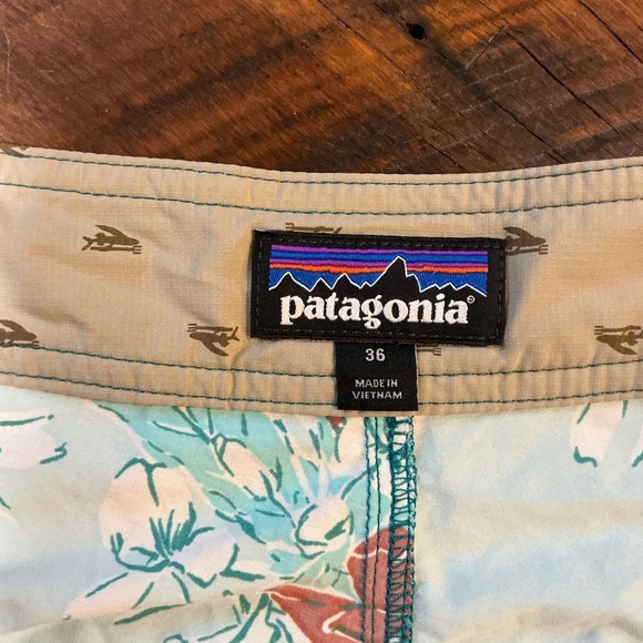 Patagonia Wavefarer Floral Boardshorts Men’s Size 36 Surf Swim Trunks Quick-Dry - Picture 4 of 7